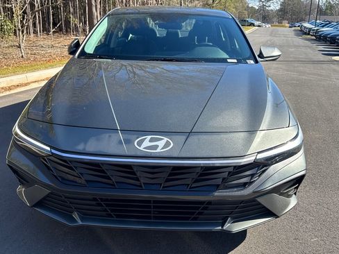 New 2026 Hyundai Elantra SE image 7