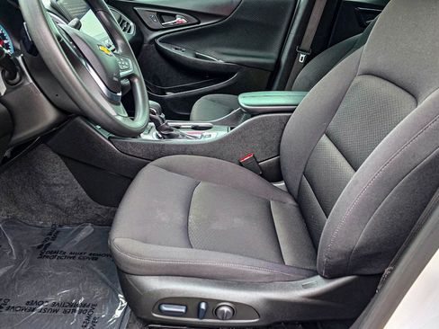Certified 2025 Chevrolet Malibu LT image 18
