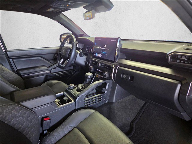 Certified 2025 Toyota 4Runner TRD Off-Road Premium w/ Tow Technology Package AWD/4WD image 20