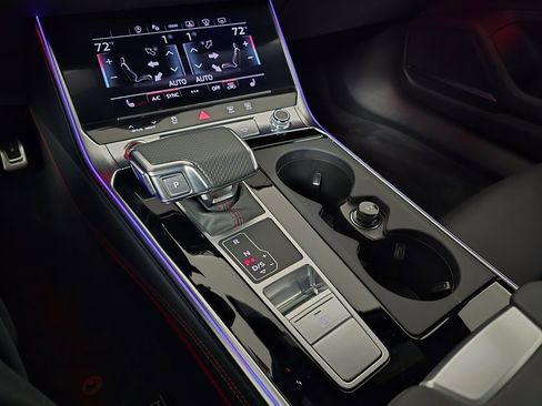 Used 2025 Audi S6 Prestige image 23
