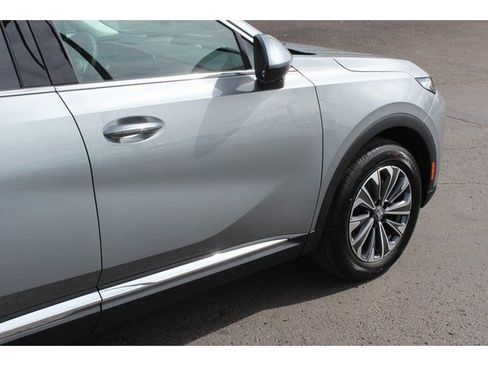 New 2025 Buick Envision Preferred AWD/4WD image 12