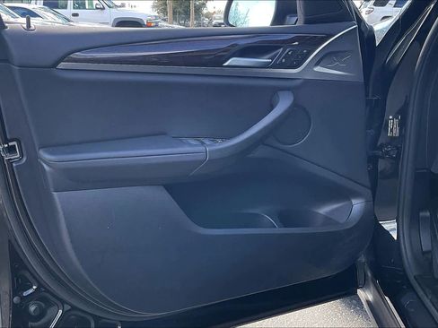 Used 2024 BMW X4 xDrive30i image 24