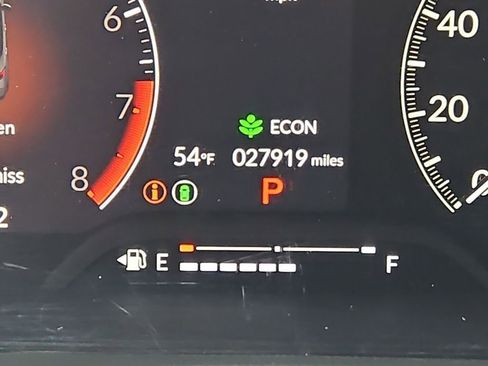 Used 2023 Honda Civic Sport image 25