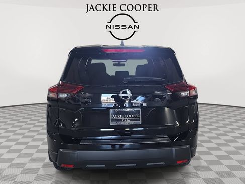 New 2026 Nissan Rogue SV w/ Cold Weather Package FWD image 6