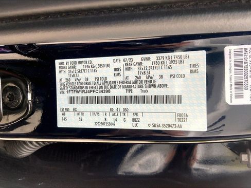 Used 2023 Ford F150 Raptor w/ Equipment Group 802A Raptor R AWD/4WD image 33