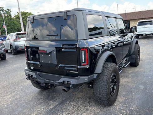 Used 2023 Ford Bronco Badlands w/ Sasquatch Package AWD/4WD image 9