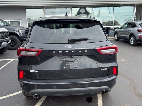 Used 2023 Ford Escape ST-Line w/ Tech Pack #1 image 4