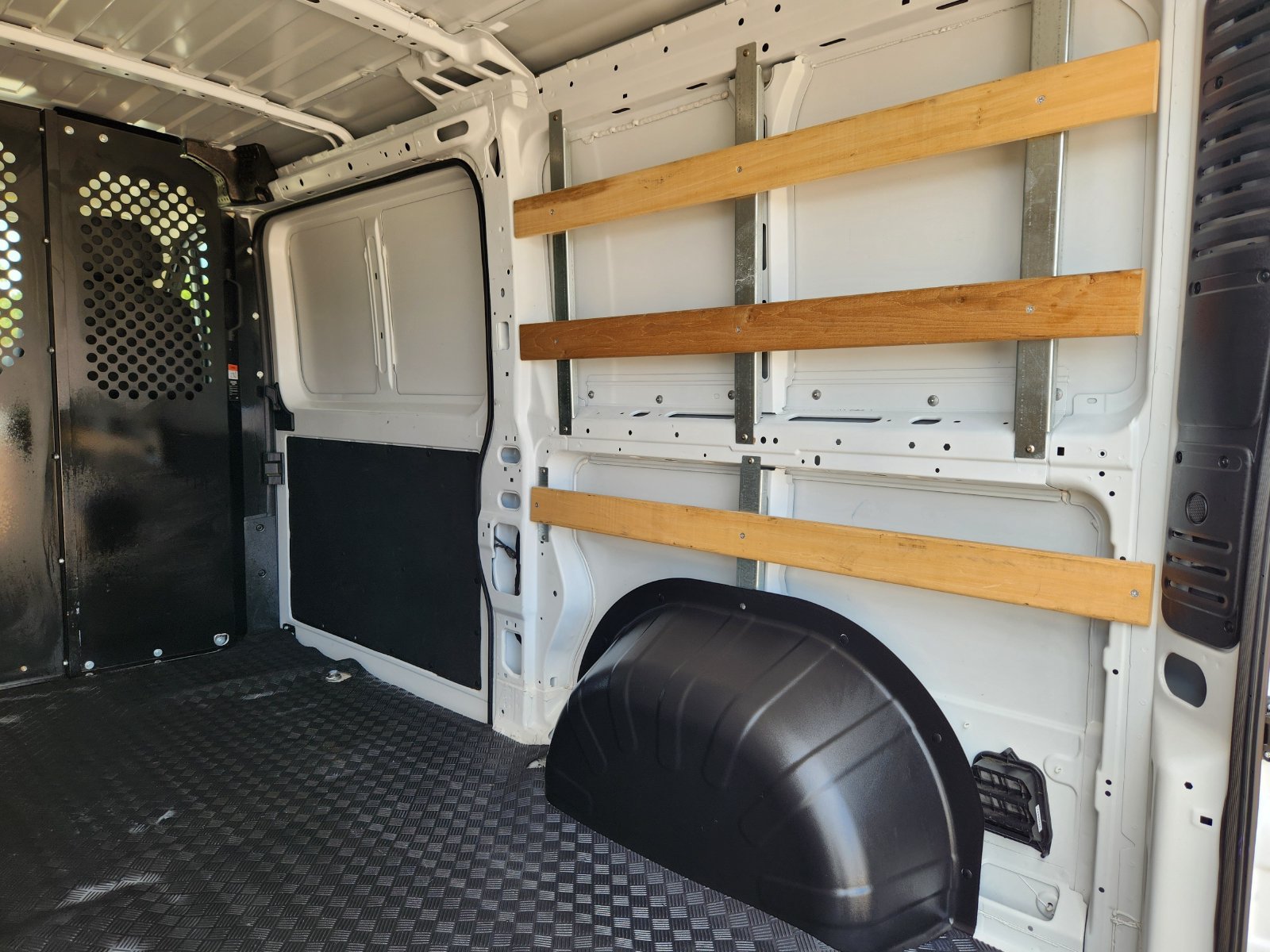 Used 2025 RAM ProMaster 2500 w/ U-Haul Equipment Group FWD image 44