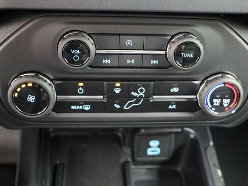 New 2025 Ford Bronco Big Bend w/ Black Appearance Package image 22