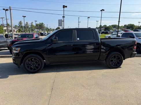 Used 2023 RAM 1500 Laramie AWD/4WD image 10