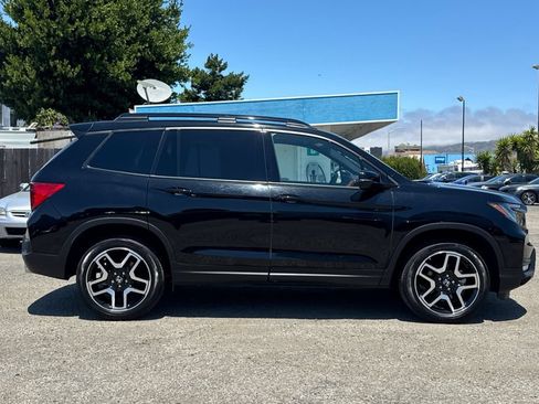 Certified 2023 Honda Passport Elite image 3
