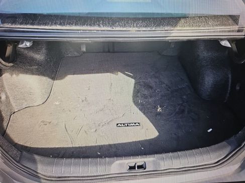 Used 2024 Nissan Altima 2.5 S image 14