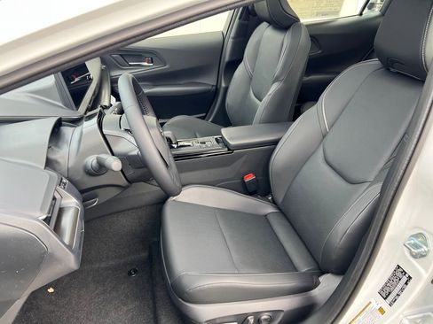 New 2026 Toyota Prius Plug-In Hybrid image 11