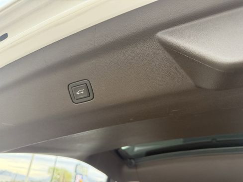 Used 2021 GMC Yukon Denali w/ Denali Ultimate Package image 21