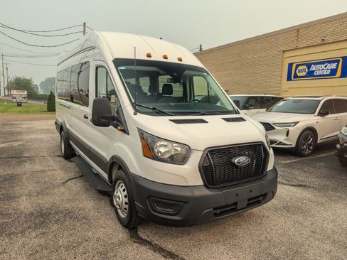 Used 2024 Ford Transit 350 XL RWD image 2