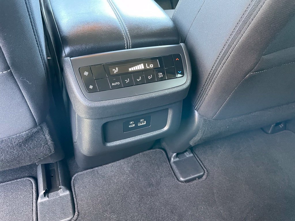 Certified 2024 Nissan Pathfinder SV w/ SV Premium Package AWD/4WD image 12