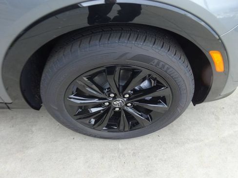 New 2026 Buick Envista Sport Touring FWD image 9