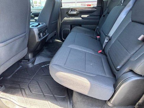 Used 2026 Chevrolet Silverado 3500 LT AWD/4WD image 14