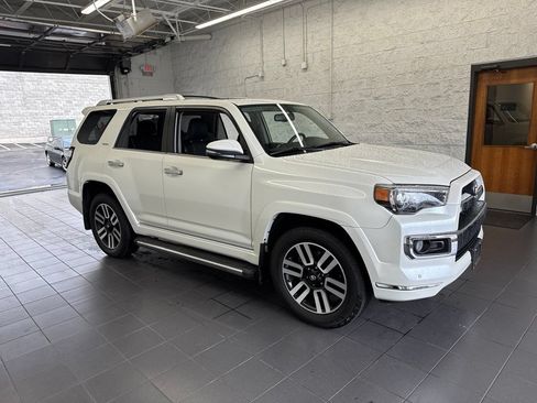Used 2019 Toyota 4Runner Limited AWD/4WD image 1