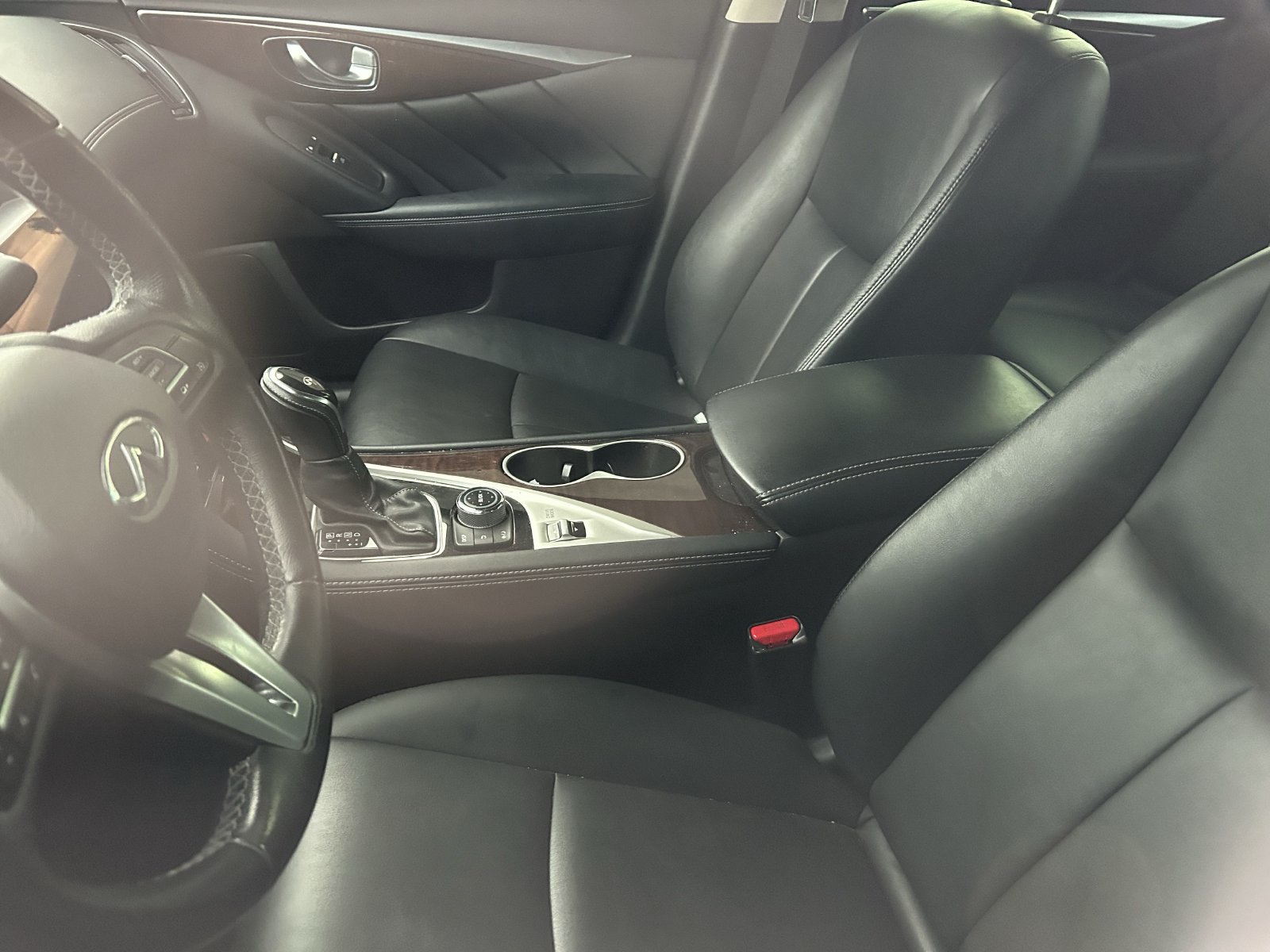 Used 2018 INFINITI Q50 Luxe w/ Cargo Package (L95) RWD image 12