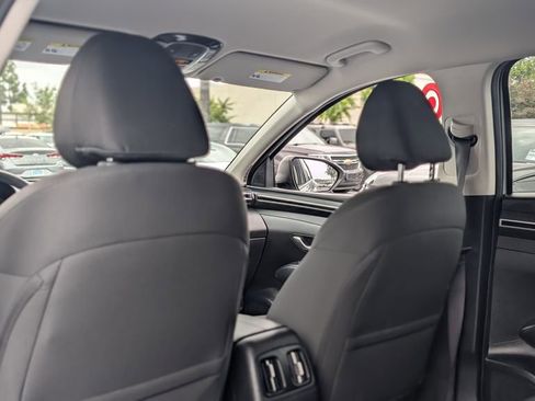 Certified 2024 Hyundai Tucson SEL FWD image 18