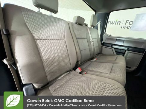 Used 2019 Ford F250 XLT w/ XLT Premium Package image 16