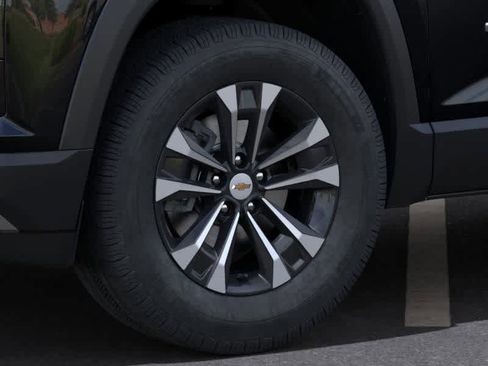 New 2025 Chevrolet Equinox LT w/ Convenience Package II image 9