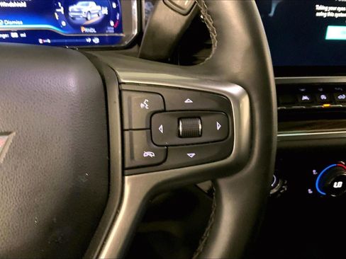 Used 2023 Chevrolet Silverado 1500 LT AWD/4WD image 19