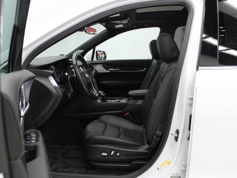 Certified 2024 Cadillac XT6 Premium Luxury image 17