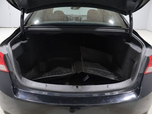 Used 2017 Chevrolet Impala Premier image 11