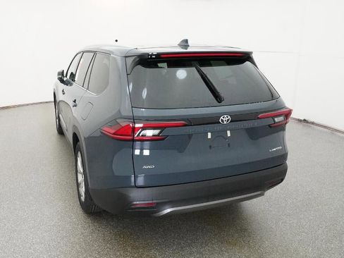 New 2026 Toyota Grand Highlander Limited image 39