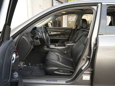 Used 2015 INFINITI Q70 L 3.7 RWD image 20