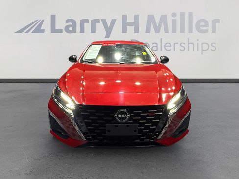 Certified 2023 Nissan Altima 2.5 SR image 8