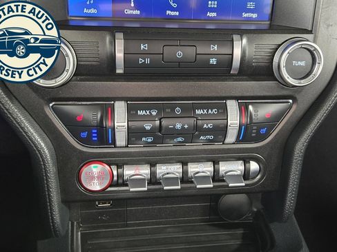 Used 2022 Ford Mustang Premium RWD image 9