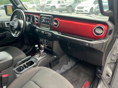 Used 2021 Jeep Gladiator Rubicon AWD/4WD image 27