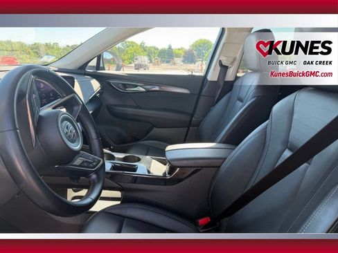 Used 2024 Buick Envision Preferred AWD/4WD image 8