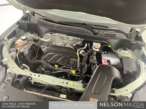 Used 2024 Chevrolet Trax ACTIV w/ Sunroof Package FWD image 51