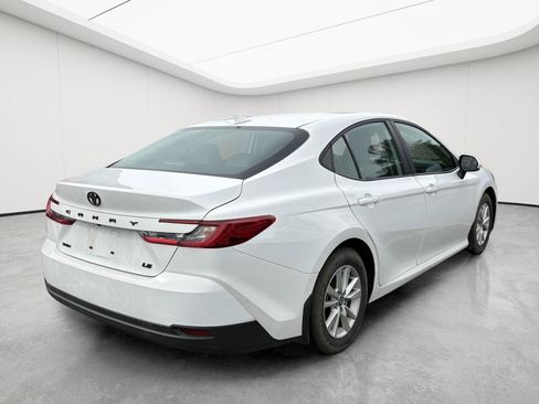 Used 2025 Toyota Camry LE w/ Convenience Package FWD image 6