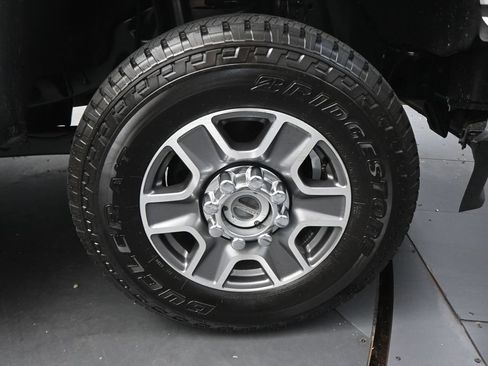 Used 2023 Ford F250 Lariat w/ FX4 Off-Road Package AWD/4WD image 25