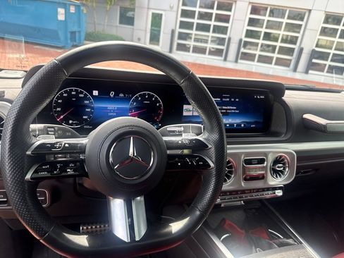Used 2025 Mercedes-Benz G 550 image 4