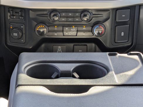 Used 2024 Ford F550 4x4 Crew Cab Super Duty image 19