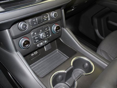 Used 2024 Chevrolet Tahoe LS w/ Driver Alert Package image 25