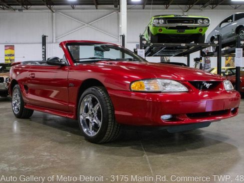 Used 1997 Ford Mustang GT RWD image 11