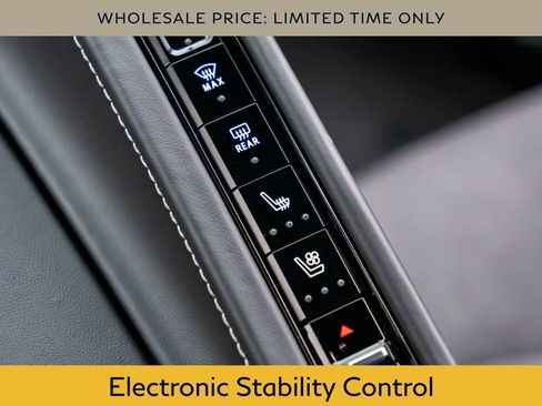 Used 2024 Chevrolet Corvette E-Ray w/ ZER Performance Package AWD/4WD image 27