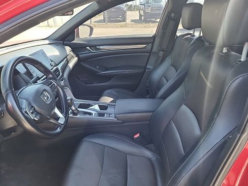 Used 2019 Honda Accord Sport image 10