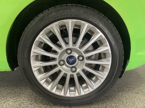 Used 2014 Ford Fiesta Titanium image 26