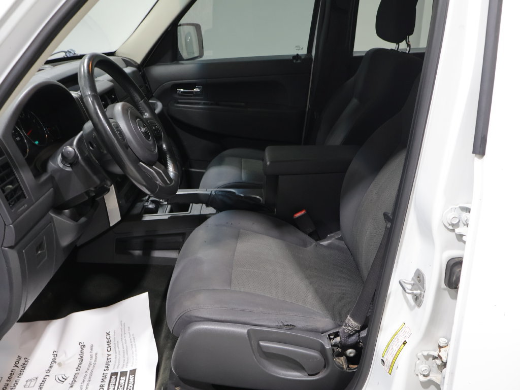 Used 2011 Jeep Liberty Sport w/ Popular Equipment Group AWD/4WD image 10