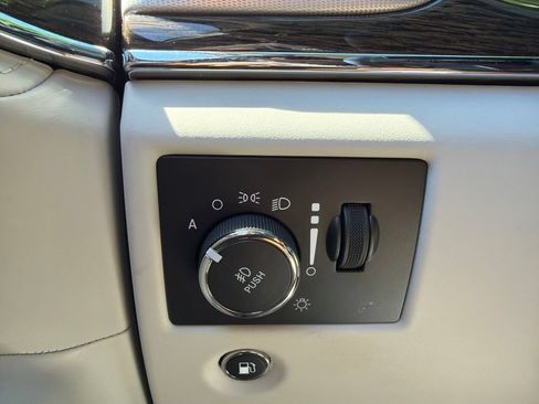 Used 2021 Jeep Grand Cherokee Summit AWD/4WD image 11