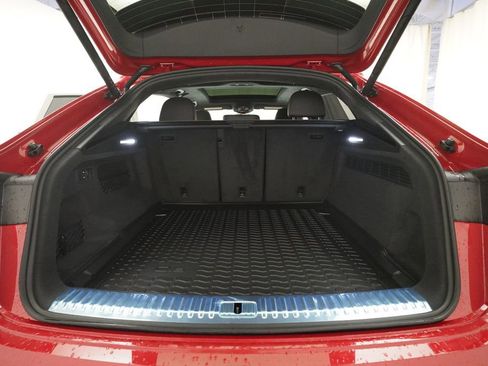 New 2026 Audi SQ8 Prestige AWD/4WD image 10