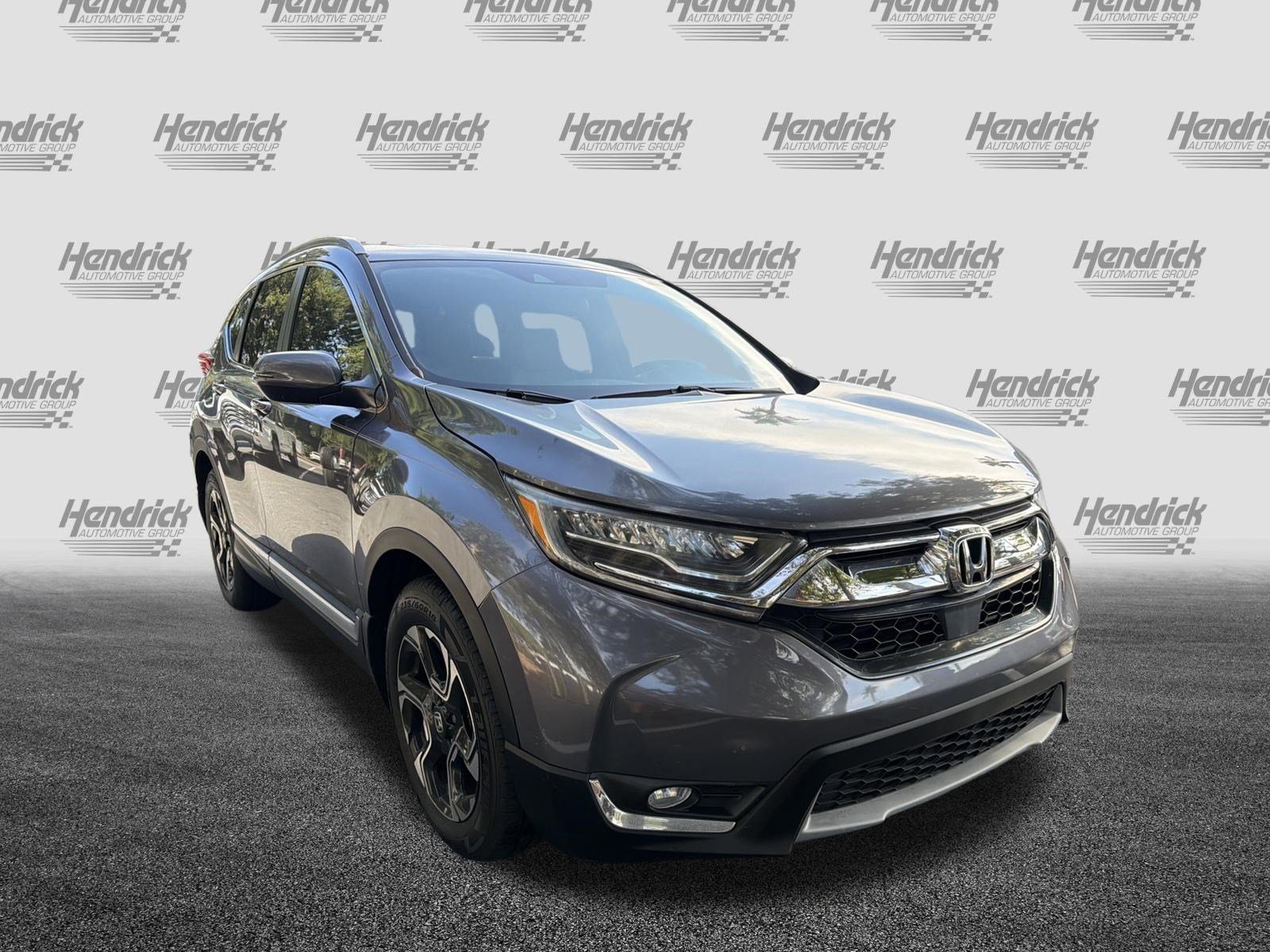 Used 2018 Honda CR-V Touring image 2